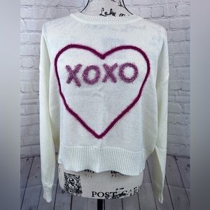 Xoxo heart sweater